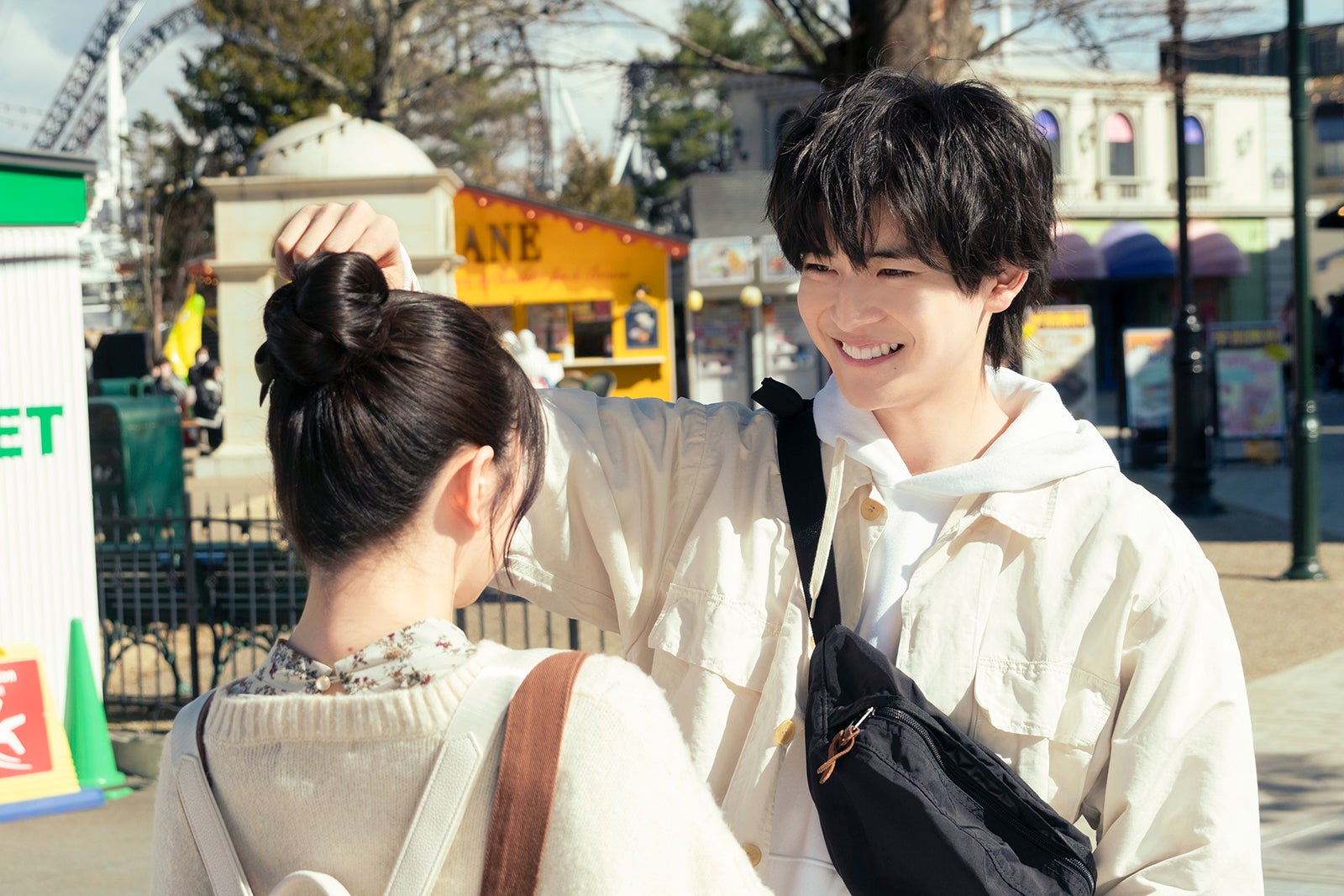 桜田ひより、高橋文哉（C）2023「交換ウソ日記」製作委員会