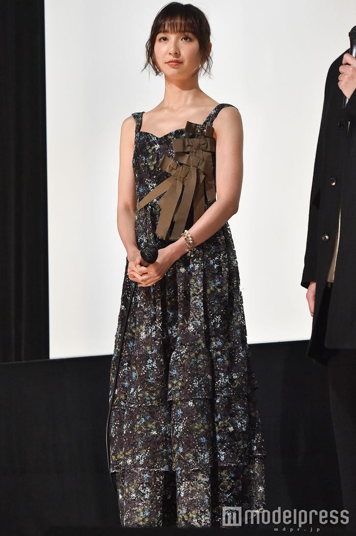 篠田麻里子 (C)モデルプレス