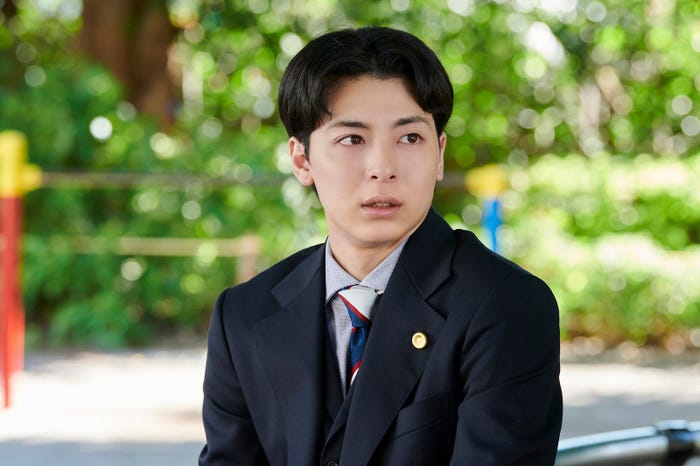 高杉真宙「法廷のドラゴン」第1話(C)「法廷のドラゴン」製作委員会