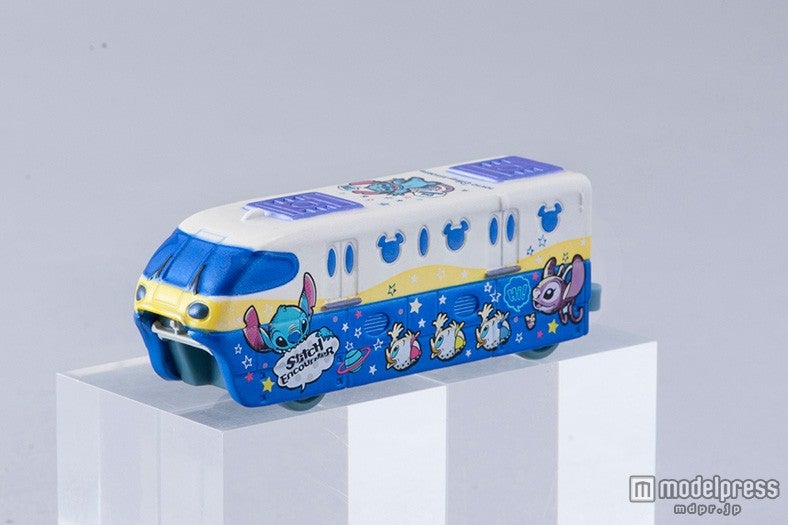 トミカ￥1000（C）Disney