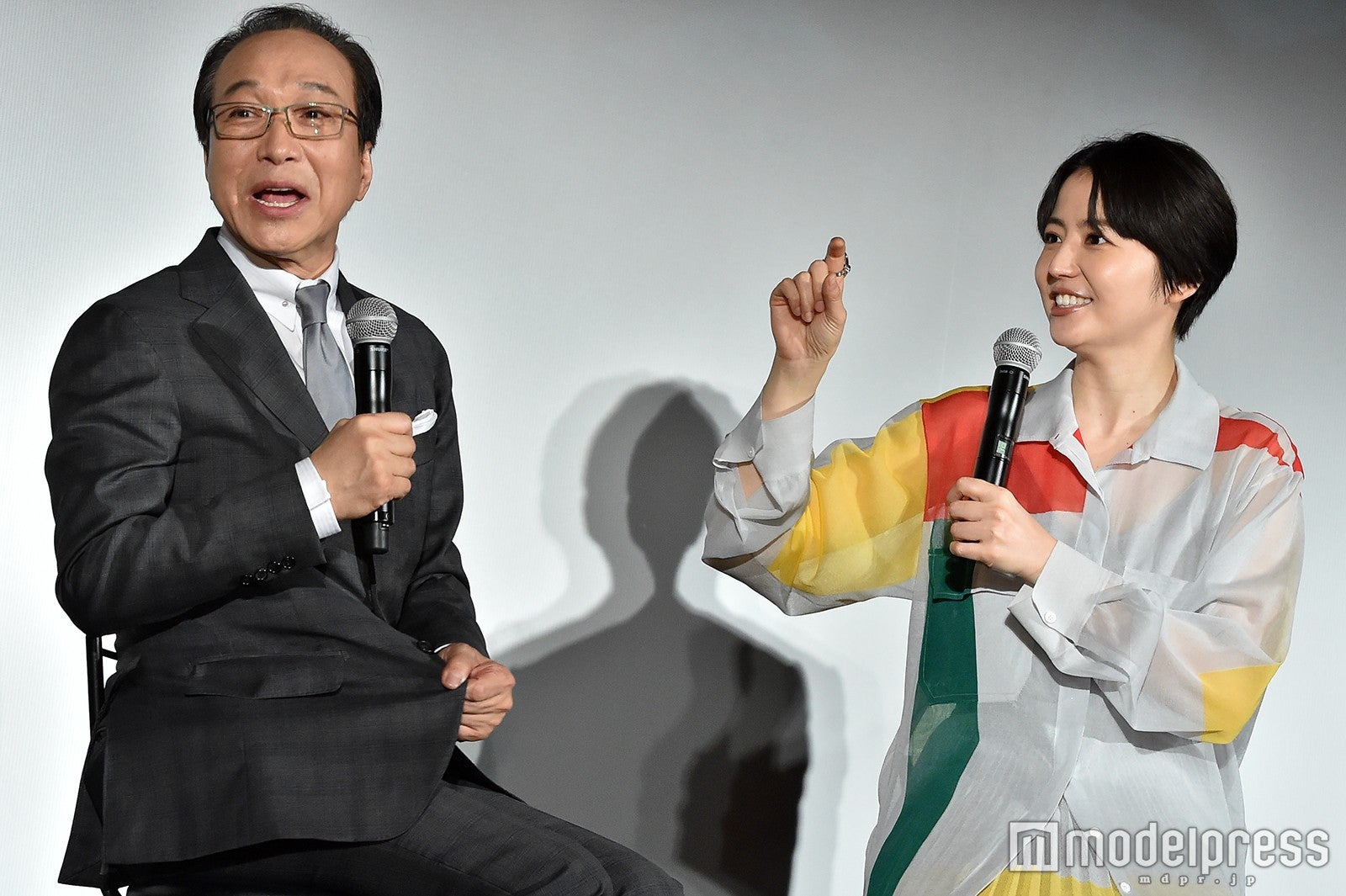 小日向文世、長澤まさみ（C）モデルプレス