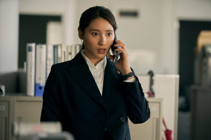 土屋太鳳「警部補ダイマジン」第6話より(C)テレビ朝日