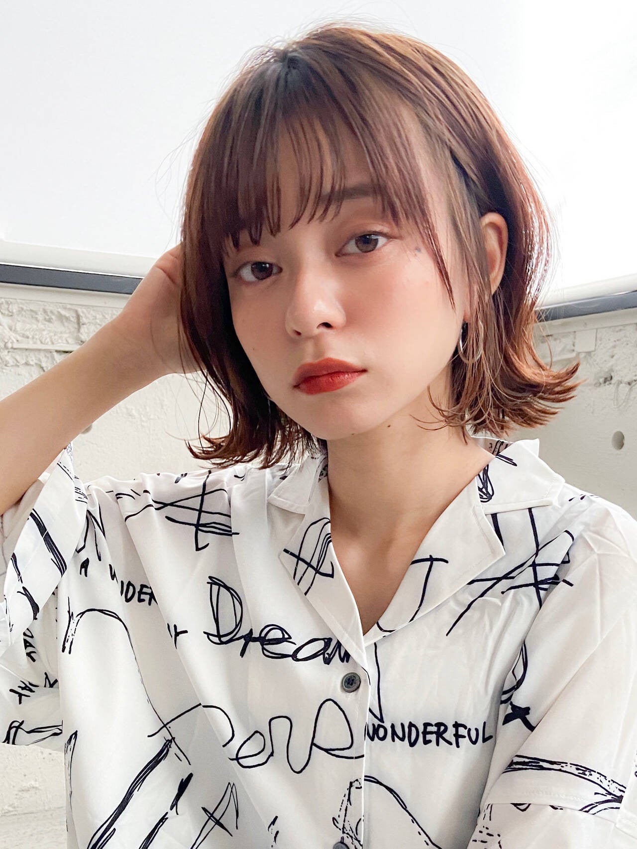 夏のシンプル服と相性抜群 ボブ のおすすめスタイリング モデルプレス