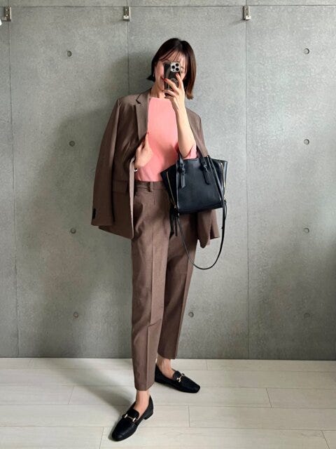 ユニクロ　スマートアンクルパンツ　セットアップコーデ