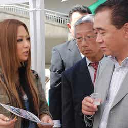 藤田志穂、神奈川県・黒岩祐治知事/「ダンチdeマルシェ@わかばだい」