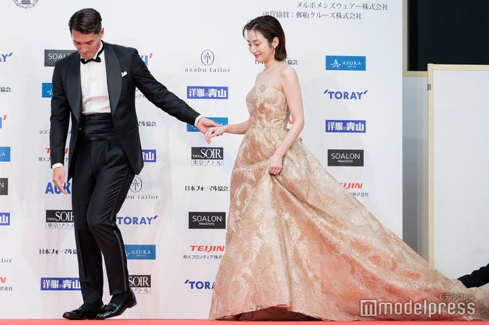 槙野智章、高梨臨(C)モデルプレス