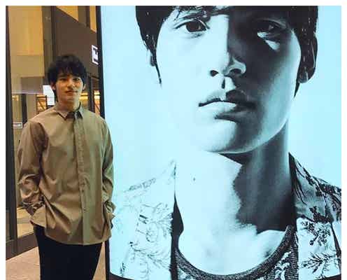 岡田健史、久々インスタ更新にファン歓喜「大人っぽくなった」「かっこよさ増した」の声