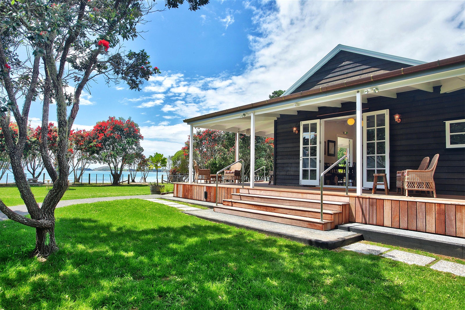 マン・オワー（C）Man Owar