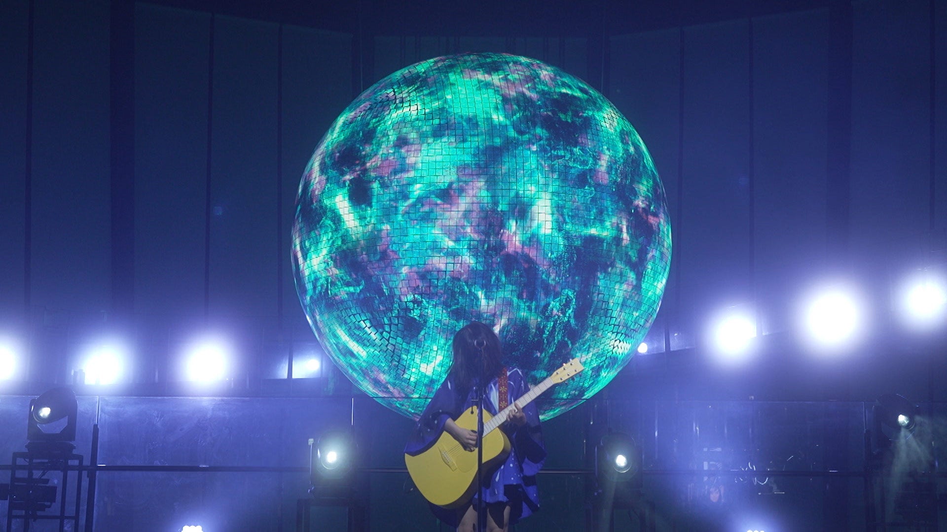 酸欠少女さユり （C）2021 IMAGICA EEX Inc. All Rights Reserved．