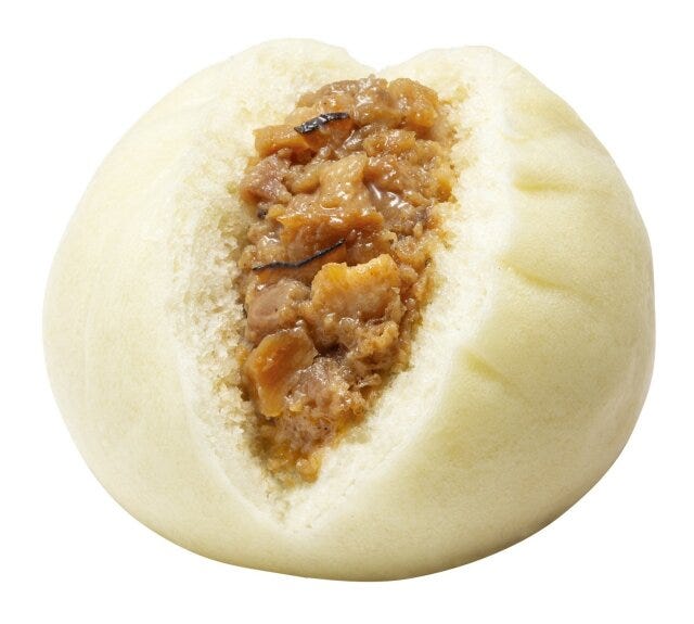 ファミマの定番商品のじゅわっとジューシー本格肉まん