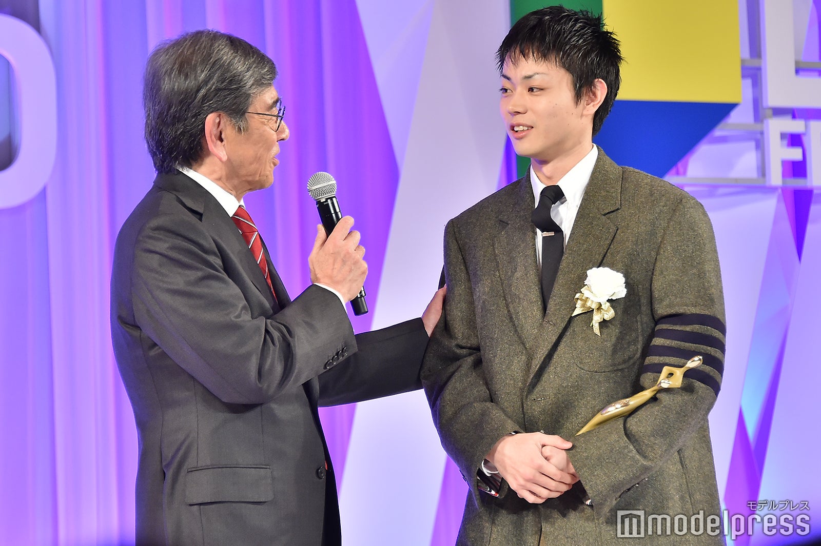 石坂浩二、菅田将暉 （C）モデルプレス