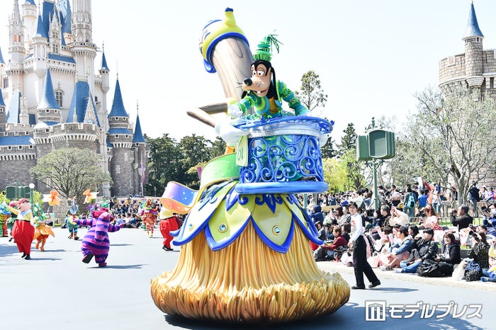 ディズニー35周年 Happiest Celebration 昼のパレード初お披露目 ドリーミング アップ モデルプレス