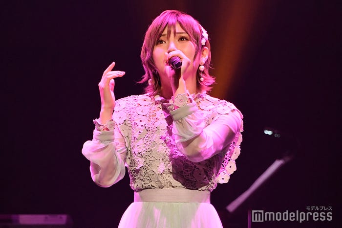 岡田奈々(C)モデルプレス