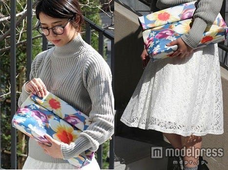 春どころか夏まで先取り!トロピカルフラワーロールクラッチバッグ 画像提供:「DEVILISH TOKYO」