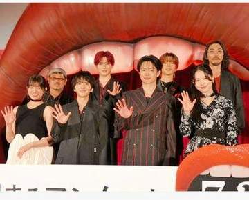 貫禄すごすぎ 美人ドラマーと電撃婚の柄本時生36歳、クセあるビジュが爆発 舞台挨拶に現る 兄柄本佑とは全然違う雰囲気に