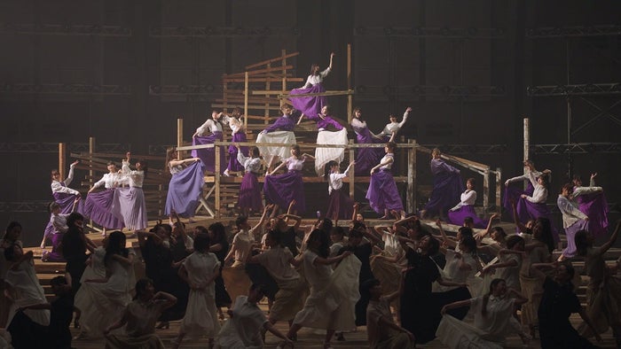乃木坂46「Sing Out!」MVより(画像提供:ソニー・ミュージック)