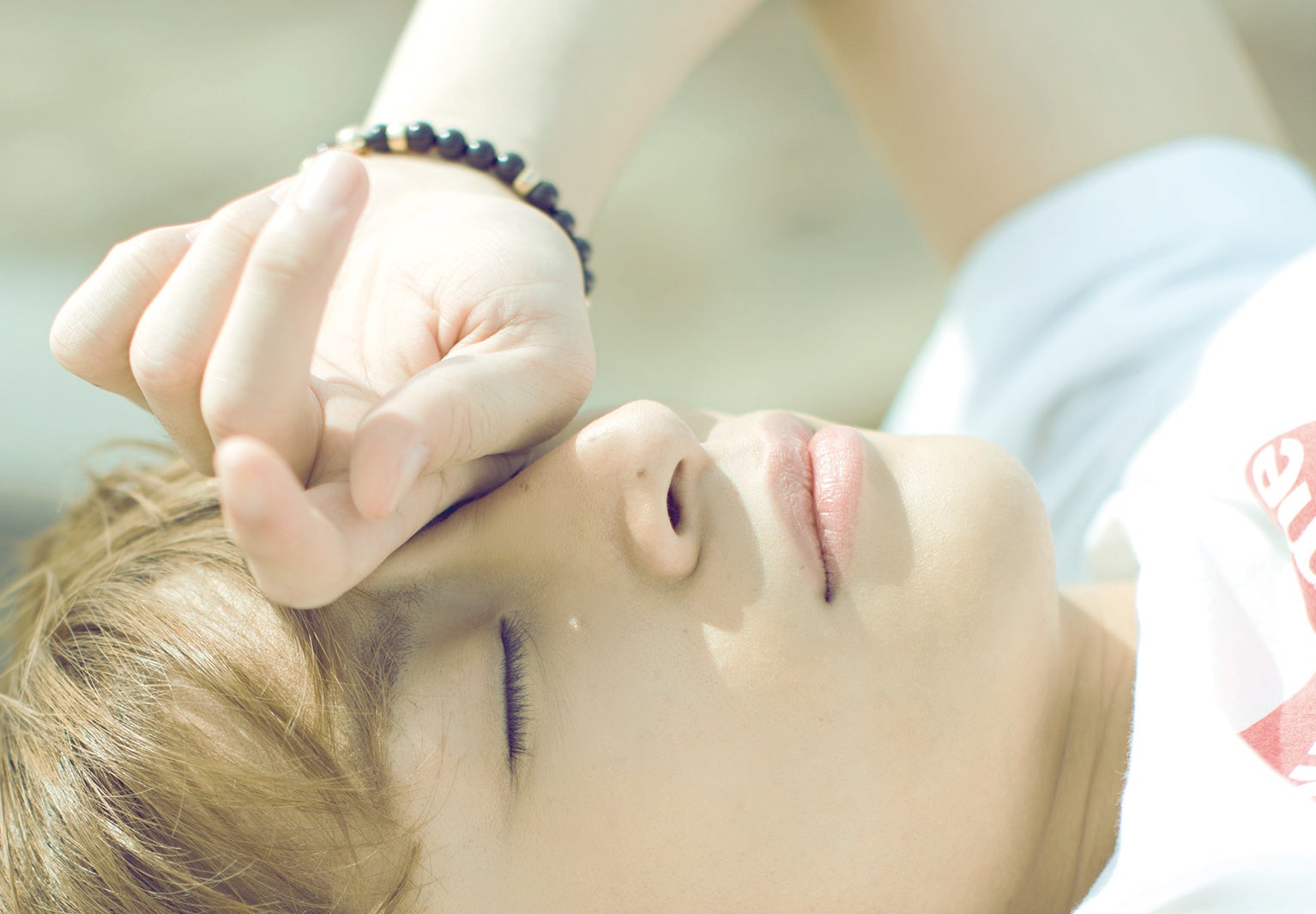 本人お気に入りのカット／白濱亜嵐／撮影：遠藤貴也「白濱亜嵐ファースト写真集 TIMBRE（ティンバー）」より（画像提供：徳間書店）