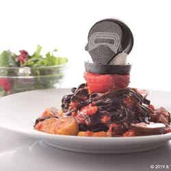 暗黒のパスタ1,650円(税込)/画像提供:丸の内PR事務局