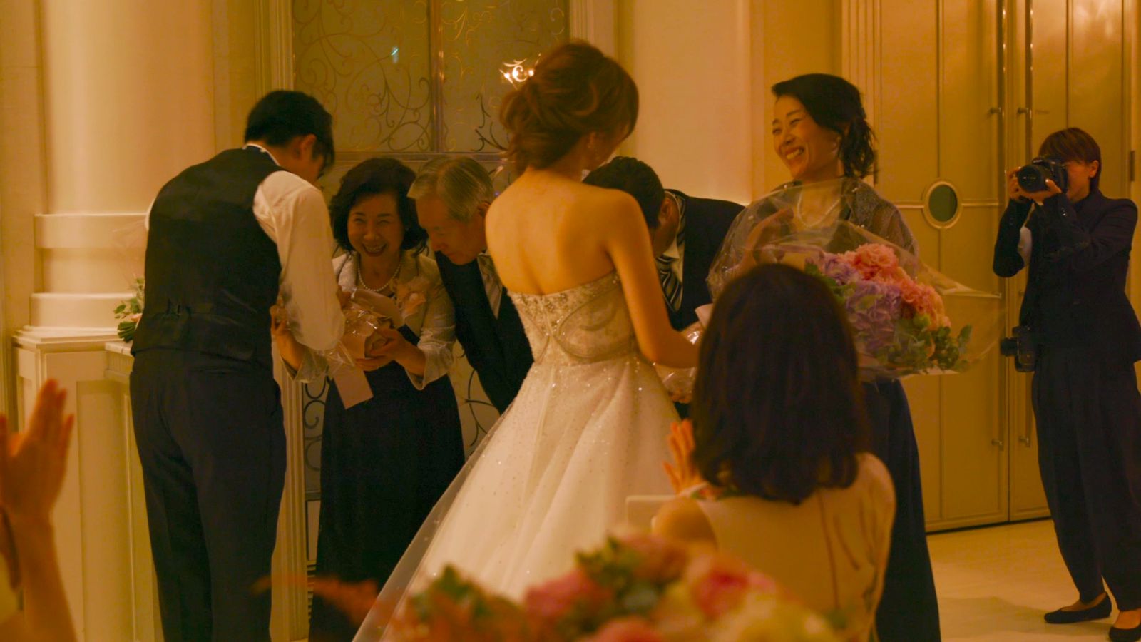 「しあわせを分けなさい」MV