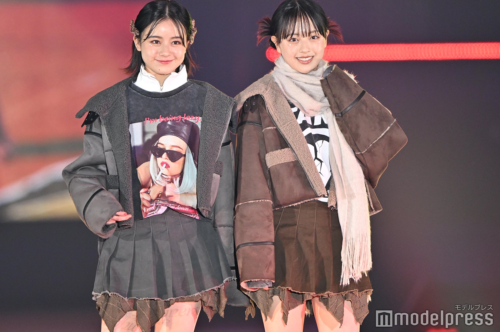 上坂樹里＆瀬戸琴楓、ミニスカから美脚スラリ カウガールコア×カチモリのトレンド満載コーデ【GirlsAward 2024AW】