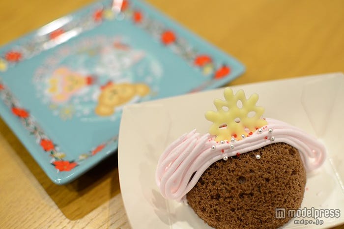 ストロベリームースケーキ、スーベニアプレート付き¥850