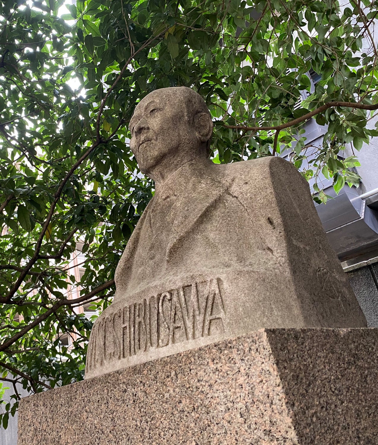 渋沢栄一胸像（提供画像：帝国ホテル）