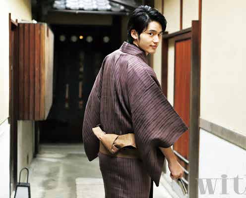 岡田健史、初和装で新たな魅力