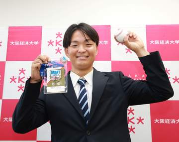 阪神 ドラフト3位・常深颯大「個人としては新人王を取りたい」先発なら10勝、中継ぎなら30試合登板以上と目標設定 球団が指名あいさつ
