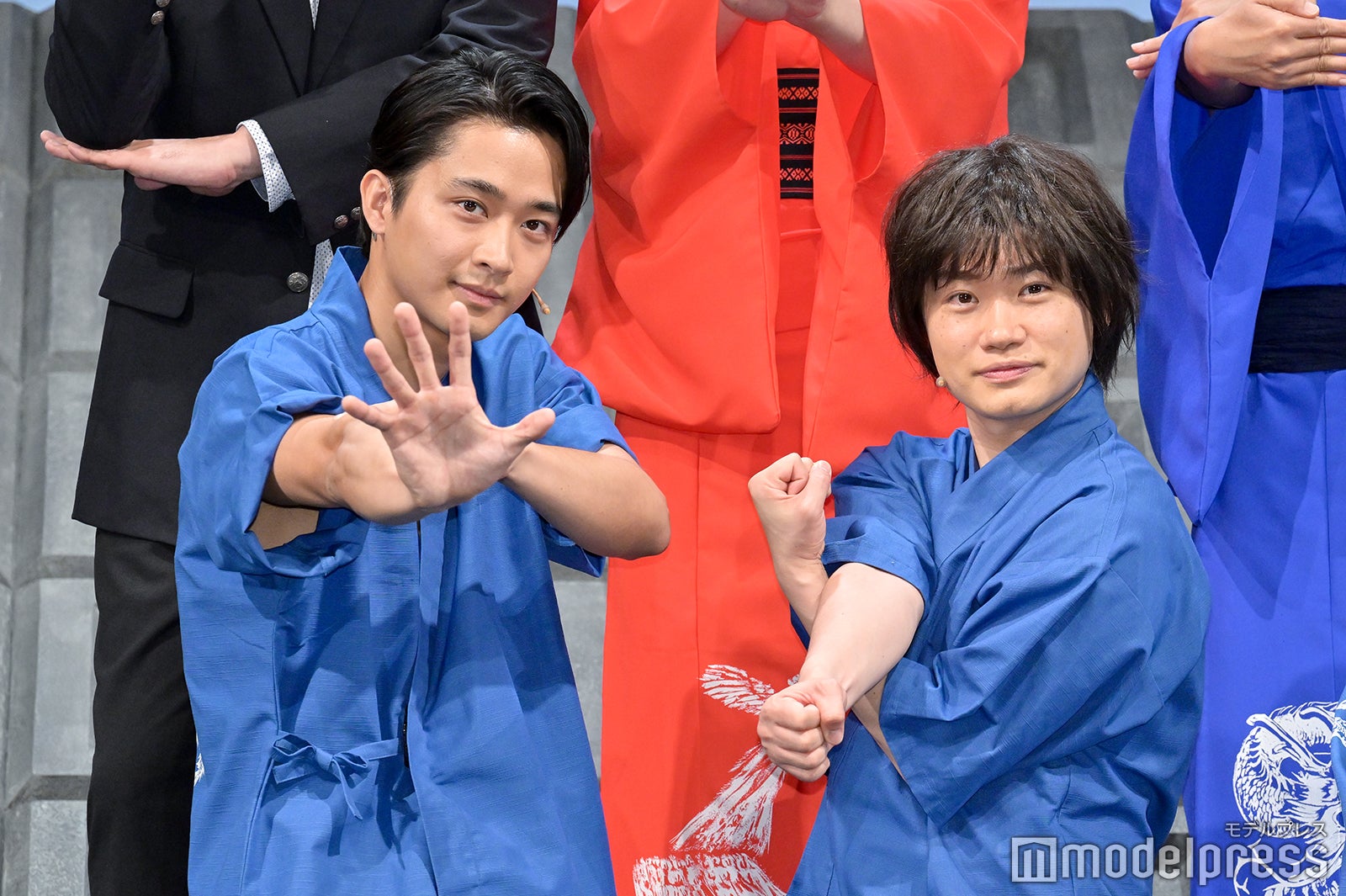 佐藤寛太、鳥越裕貴（C）モデルプレス