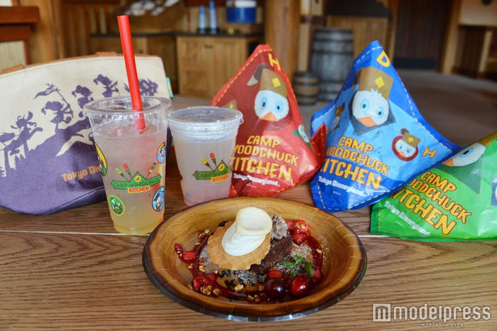 新メニューの一例(C)モデルプレス