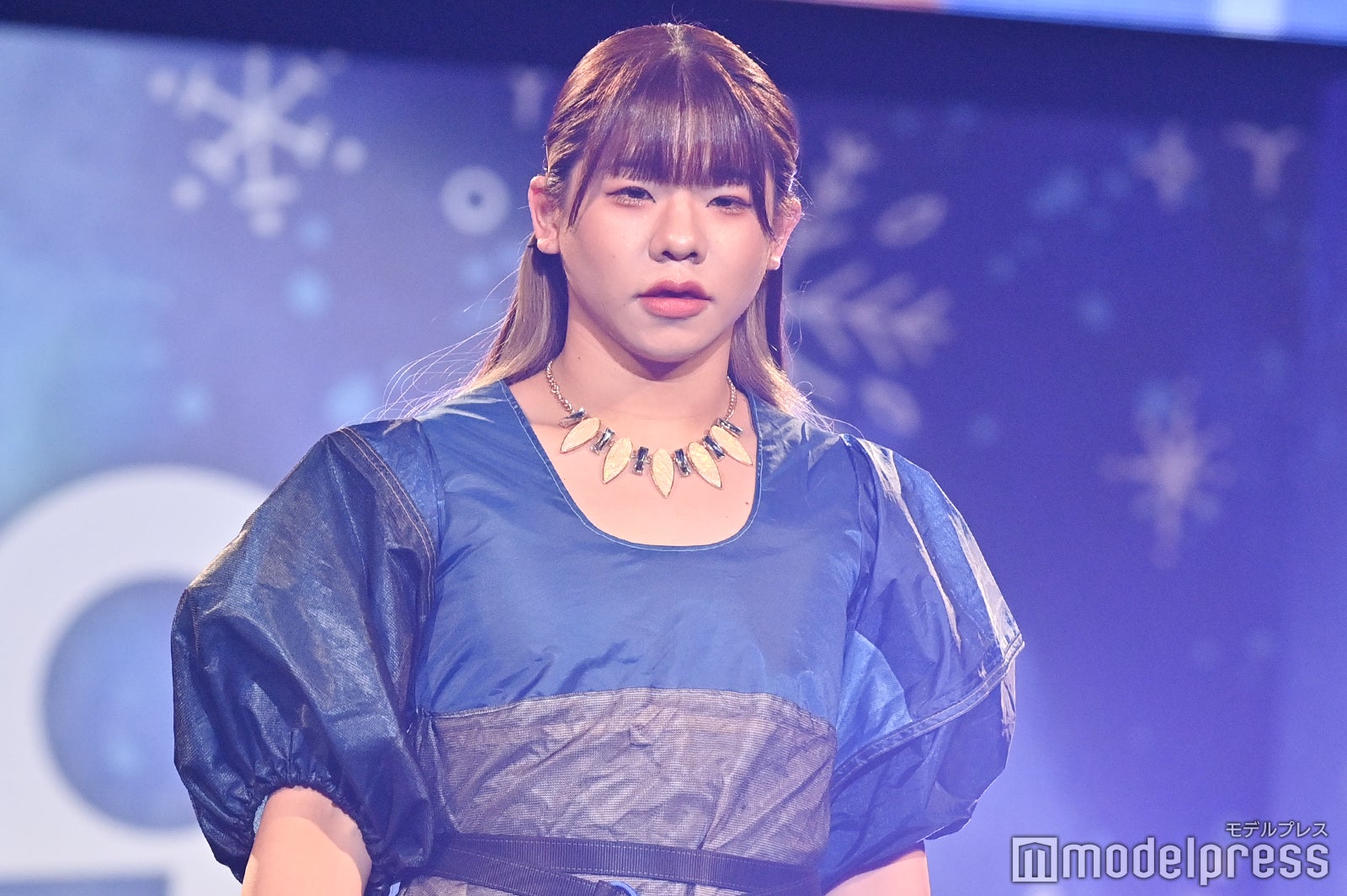 「おはようでやんす」で話題のとうあ、爽やかワンピ姿で登場 ギャップで魅せる＜TGC teen 2021 Winter＞