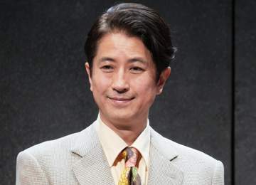 圧巻歌声＆斬新ゴーグル姿 アニソンレジェンドが「うたコン」で生歌唱 ネットも釘付け「感動」「大事件！」
