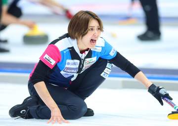 五輪代表フォルティウスは連覇ならず準決勝敗退 北海道銀行に完敗…吉村ショット乱れミス第7E暗転「私のショットが決まらなくてチャンスをものにできなかった」