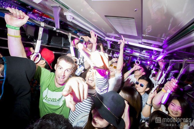 「SEIBU RAILWAY PRESENTS ageHa TRAIN」