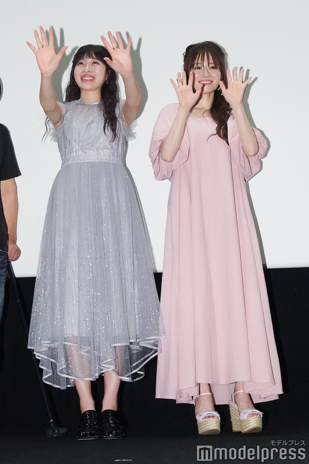 すぅ、ゆかるん（C）モデルプレス