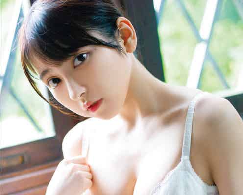 十味、色気溢れる純白ランジェリー姿披露