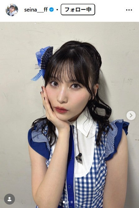 AKB48メンバー「入る前の憧れた衣装ランキング1位くらい」白×水色ミニ丈衣装で美脚スラリ「透明感が爆発してる」「スタイル抜群」の声