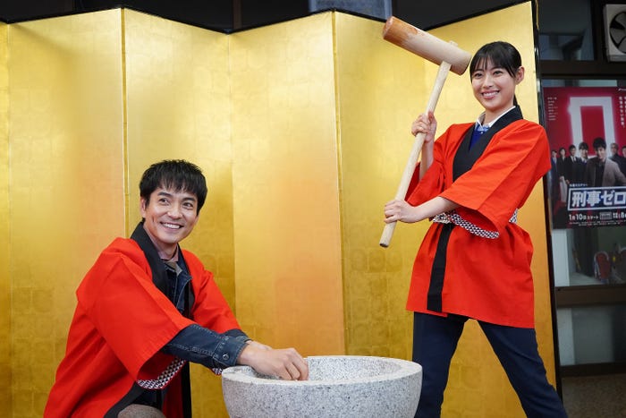 沢村一樹、瀧本美織 (C)テレビ朝日