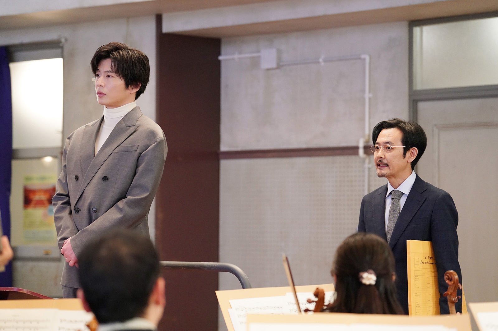 田中圭、岡部たかし／ 「リバーサルオーケストラ」第2話より（C）日本テレビ