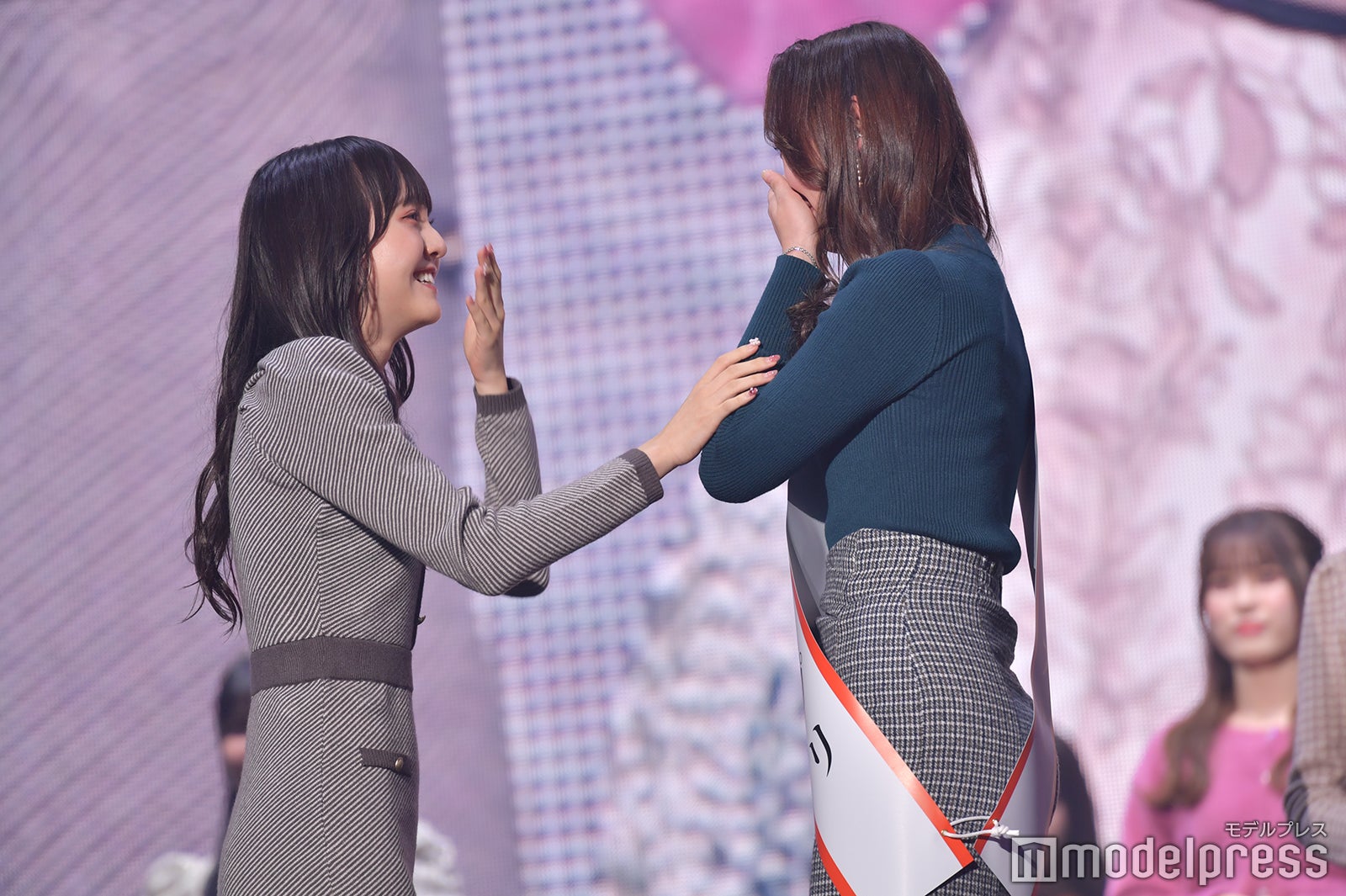 小杉怜子、瀧下鈴さん（C）モデルプレス