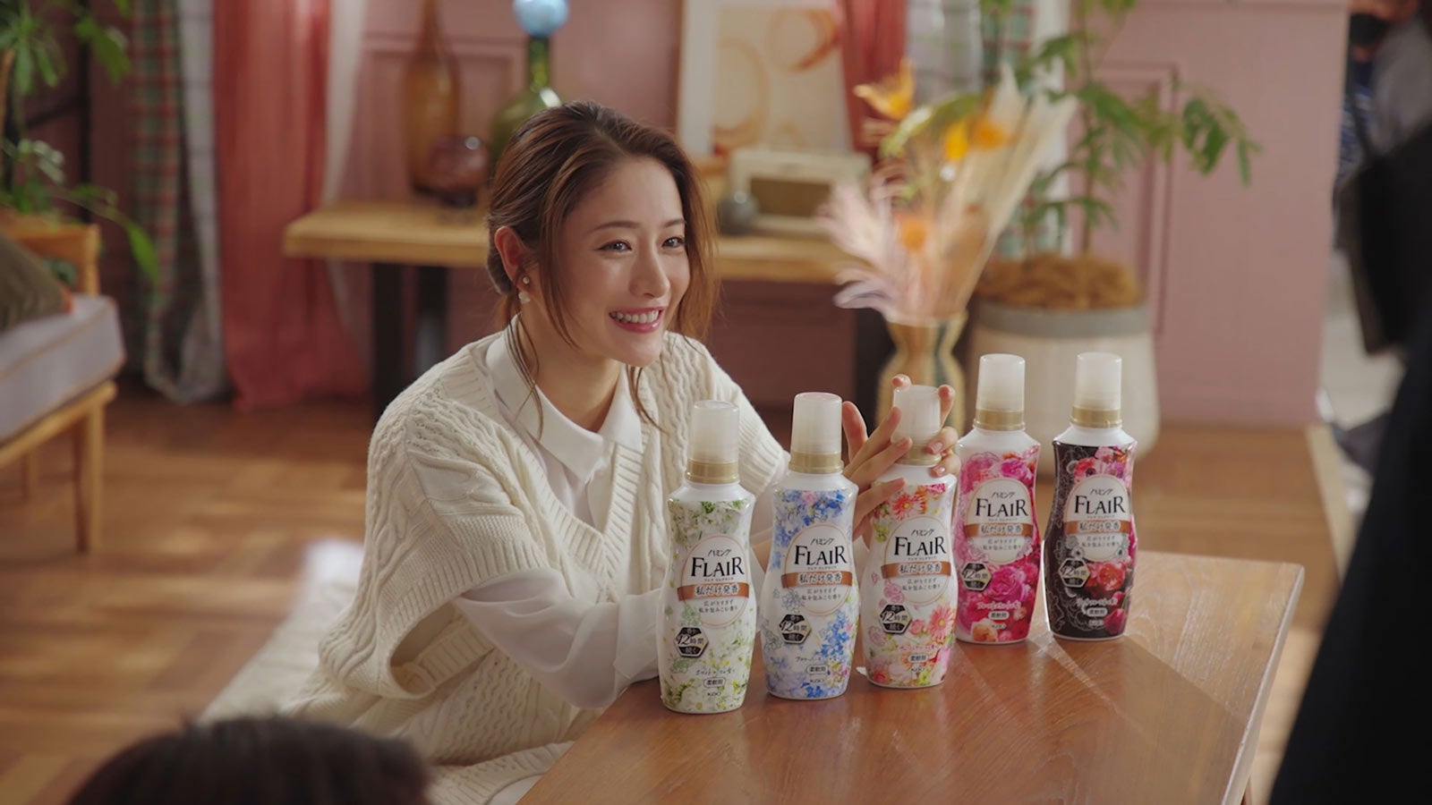 石原さとみ／新TVCMメイキングインタビューカット（提供写真）