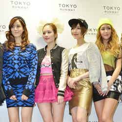 （左から）ジョヨン、筧美和子、光宗薫、ナツ／「東京ランウェイ2014 SPRING／SUMMER」にて