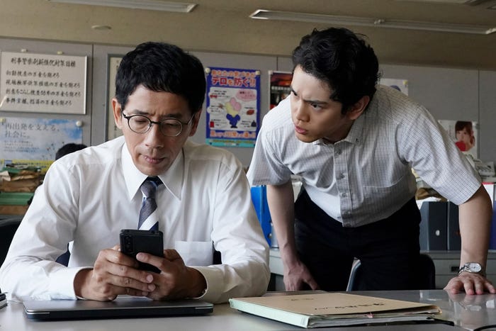 野間口徹、鈴木康介「彼女たちの犯罪」第9話より(C)読売テレビ