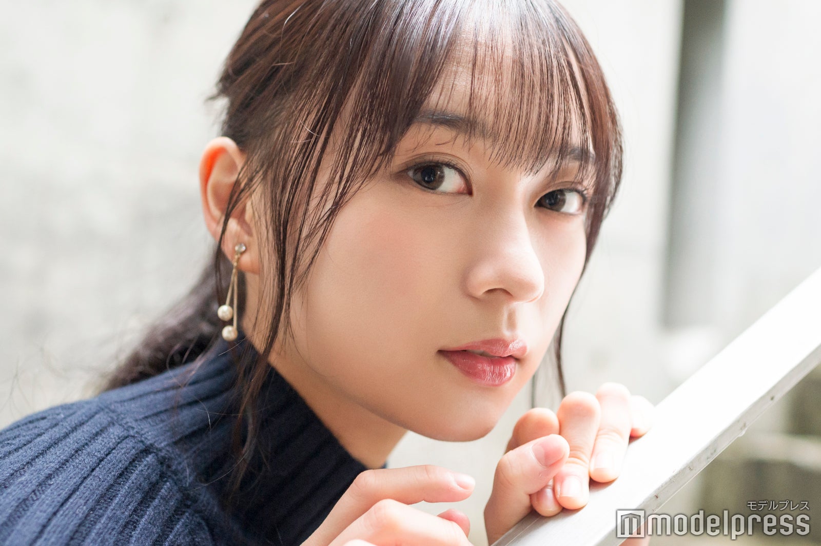 乃木坂46鈴木絢音、初写真集“裏テーマ”に秘密 グループ転換期に思う