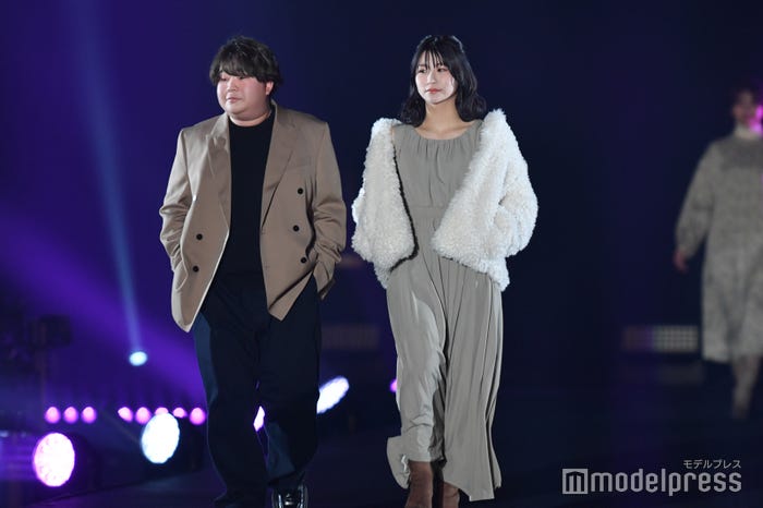 こう、いちえ/夜のひと笑い (C)モデルプレス