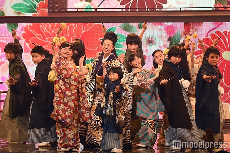 （C）モデルプレス