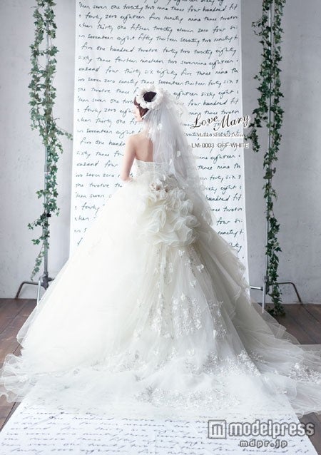 篠田麻里子プロデュース／「Love Mary」3rdコレクション