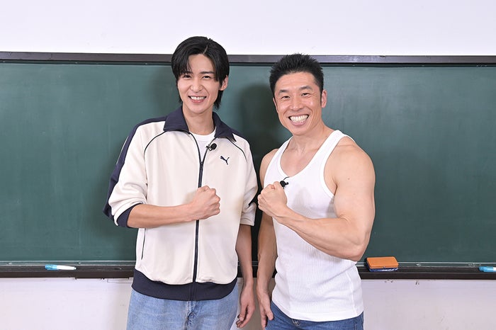 Snow Man目黒蓮が緊急参戦「日曜日の初耳学」なかやまきんに君の企画で熱血生徒に