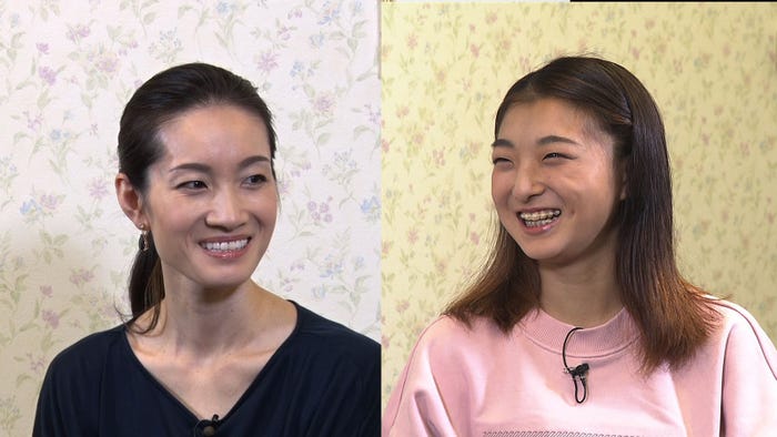 荒川静香、坂本花織選手(C)日本テレビ