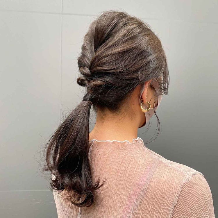 清涼感漂う美人に まとめ髪 がラフかわいい モデルプレス 清涼感漂う美人に まとめ髪 がラフかわいい モデルプレス